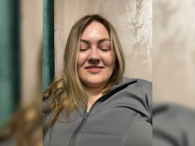 SunshineEmma's BongaCams show and profile