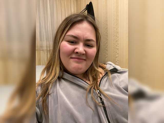 BongaCams SunshineEmma is Freechat SunshineEmma — @remain for my sexy ass!!!