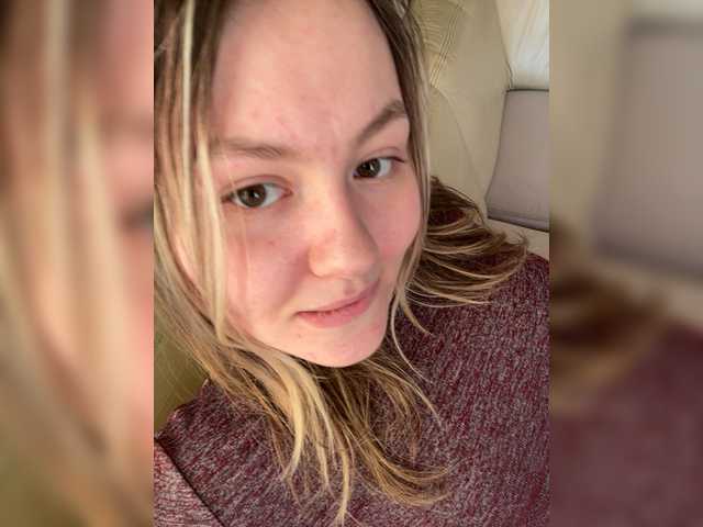 SunshineEmma's BongaCams show and profile