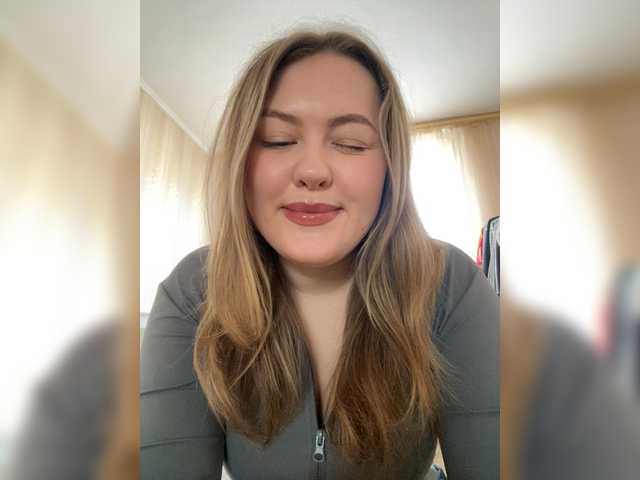 SunshineEmma's BongaCams show and profile