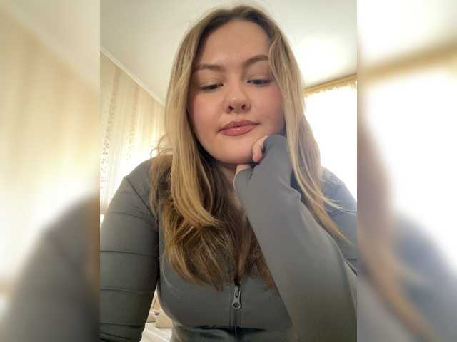 SunshineEmma's BongaCams show and profile