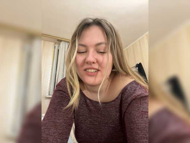 SunshineEmma's BongaCams show and profile