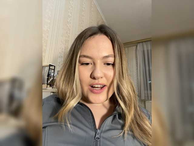 SunshineEmma's BongaCams show and profile