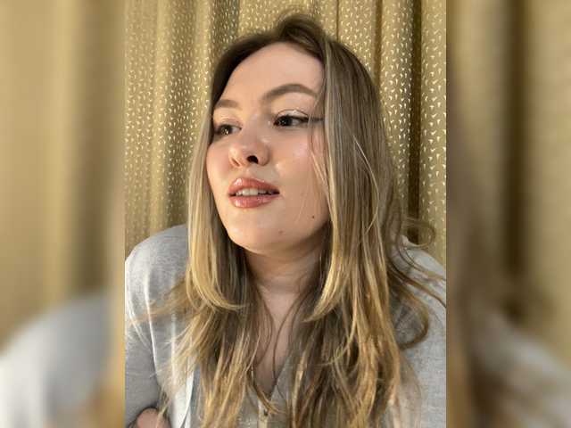 SunshineEmma's BongaCams show and profile