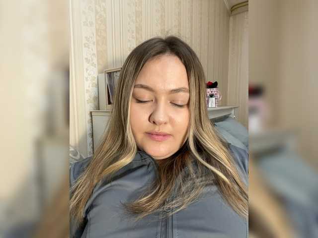 SunshineEmma's BongaCams show and profile