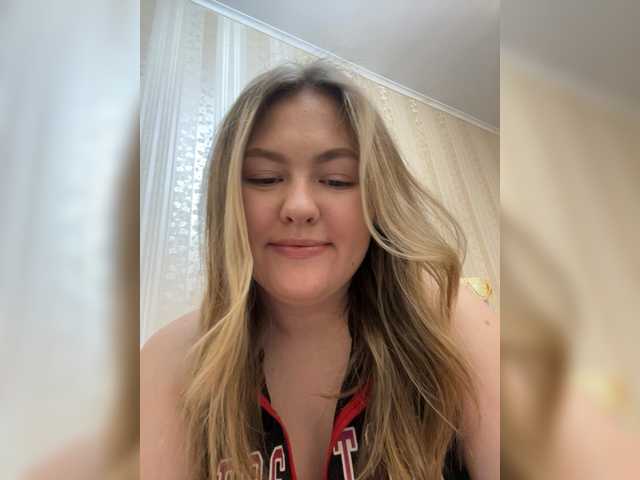 SunshineEmma's BongaCams show and profile