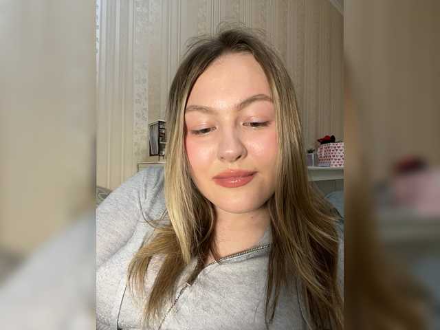 SunshineEmma's BongaCams show and profile