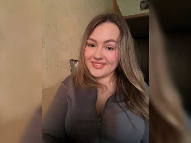 SunshineEmma's BongaCams show and profile