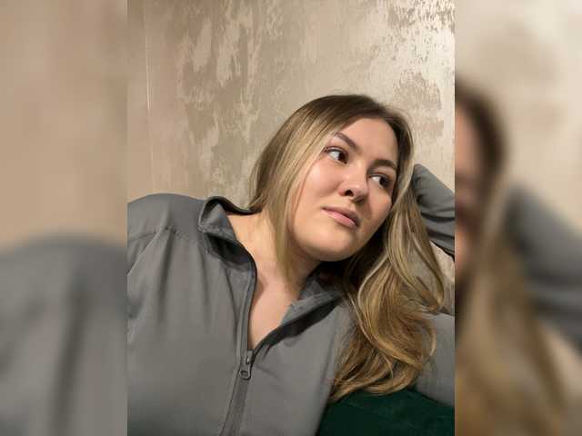 SunshineEmma's BongaCams show and profile