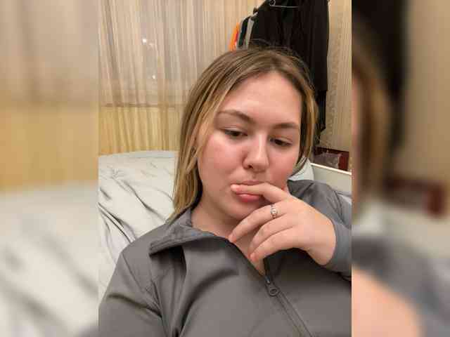 striptease nude SunshineEmma