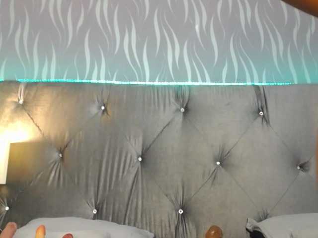 TinnaTaylor's BongaCams show and profile