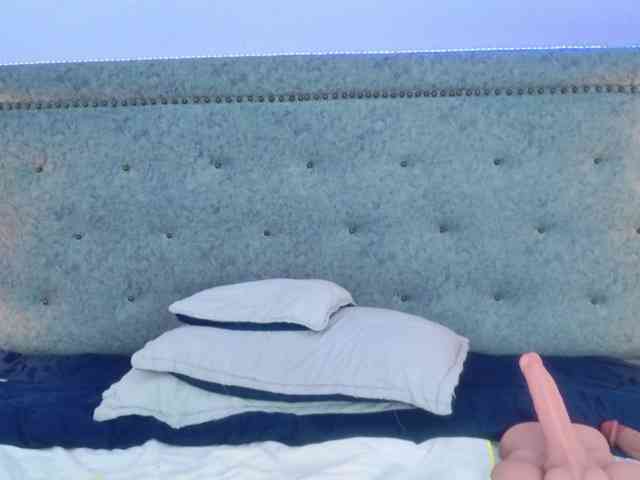 TinnaTaylor webcam