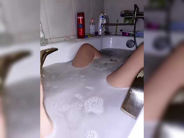 doktorgirl's BongaCams show and profile