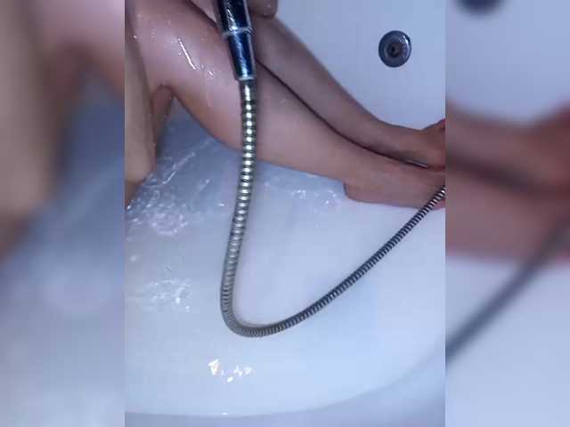 doktorgirl's BongaCams show and profile