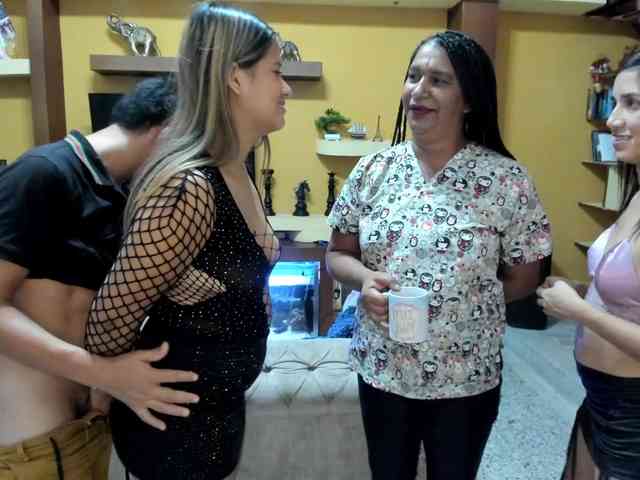 Dirtyandsexybar webcam