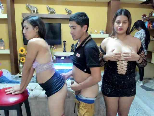 Dirtyandsexybar webcam