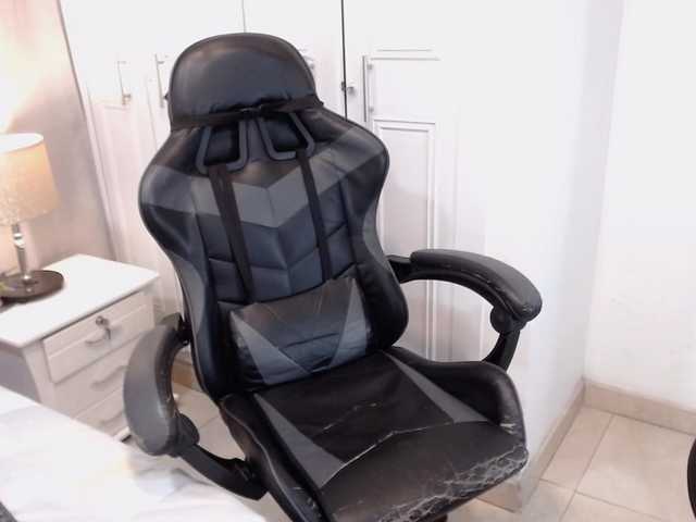  Perla-Millsx chat room