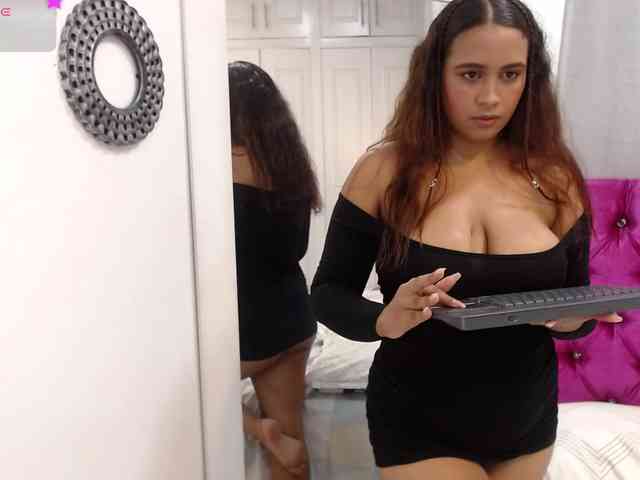 Perla-Millsx webcam