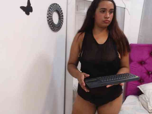 Perla-Millsx webcam