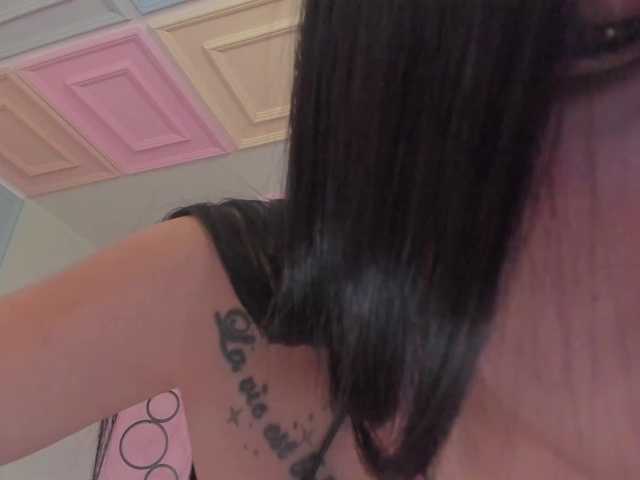 KatieNolanX's BongaCams show and profile