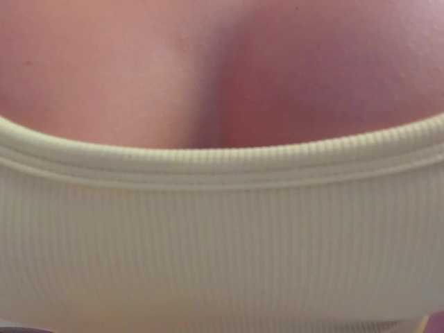 KatieNolanX's BongaCams show and profile