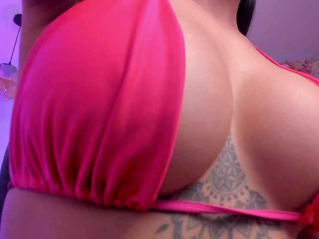 KatieNolanX's BongaCams show and profile