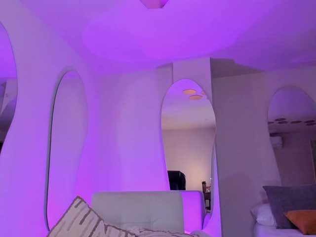 KatieNolanX's BongaCams show and profile