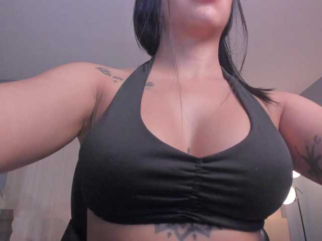 KatieNolanX's BongaCams show and profile