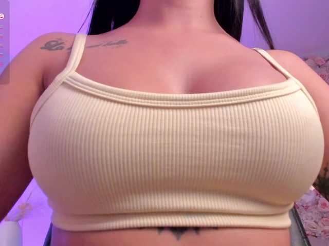 KatieNolanX live cam profile