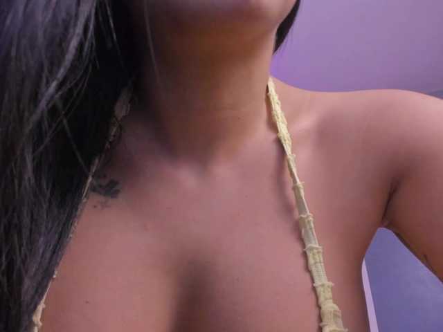 KatieNolanX's BongaCams show and profile