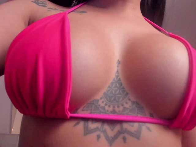 KatieNolanX's BongaCams show and profile