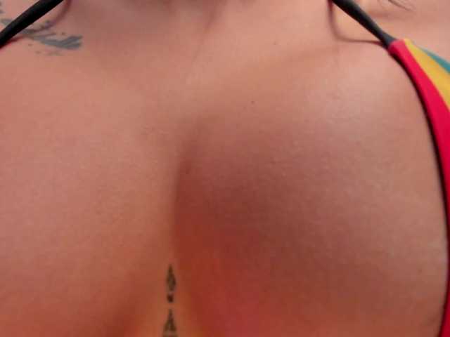 KatieNolanX's BongaCams show and profile