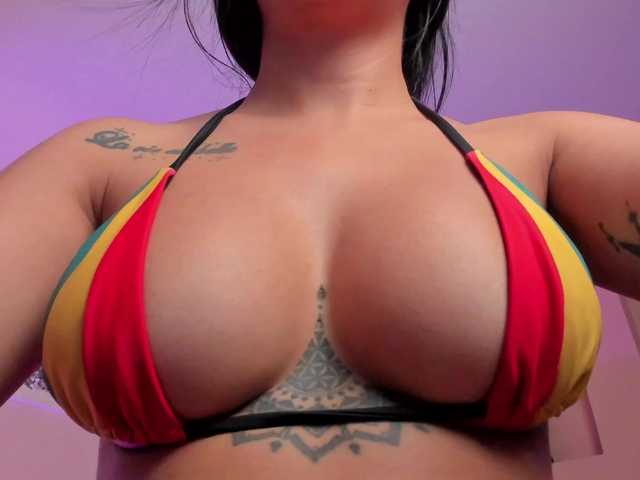 KatieNolanX's BongaCams show and profile