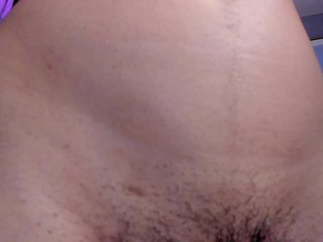 KatieNolanX's BongaCams show and profile