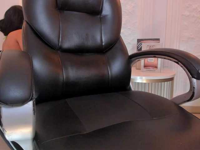 KatieNolanX's BongaCams show and profile