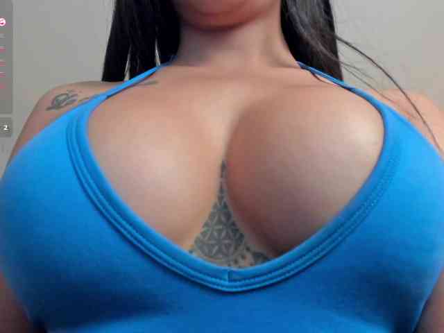 KatieNolanX Live Webcam on BongaCams