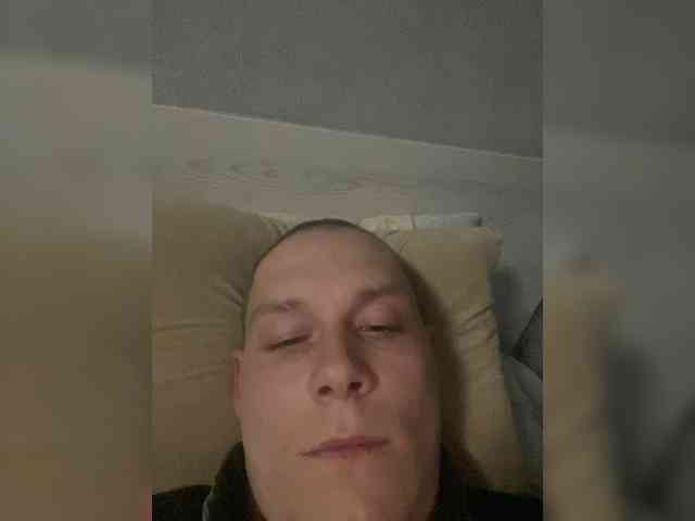 RadikVladik13 Live Webcam on BongaCams