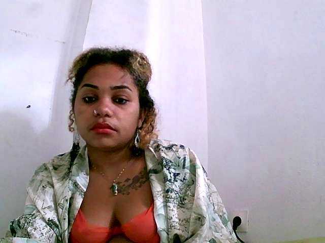 Monica1612 webcam