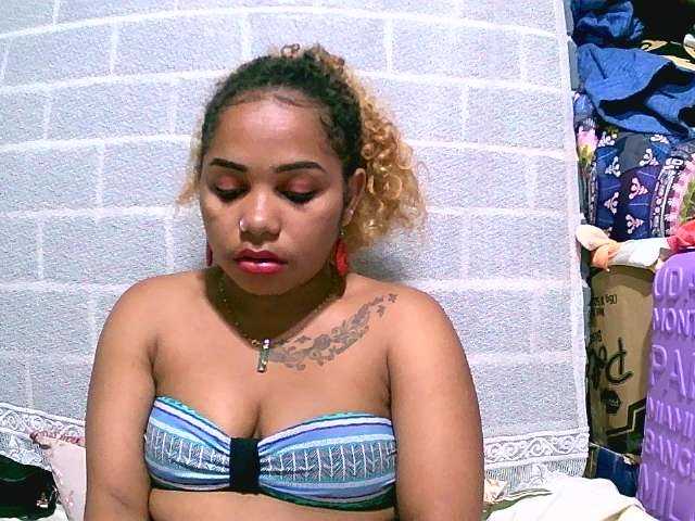Monica1612 webcam bongacams model stream image