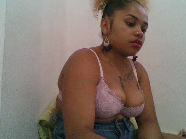 Monica1612 webcam bongacams model stream image