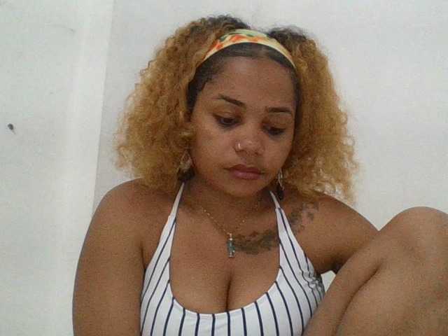 Monica1612 webcam bongacams model stream image