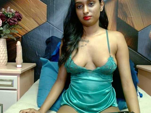 LusciousIndian webcam
