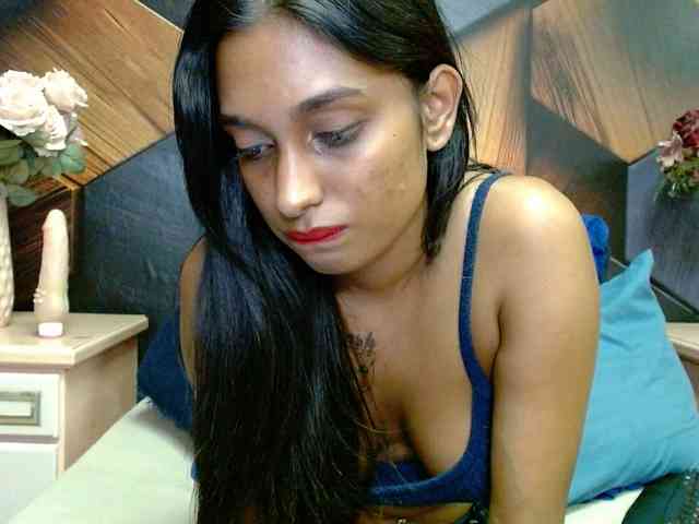 LusciousIndian webcam