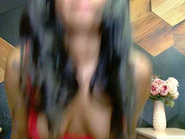 LusciousIndian webcam