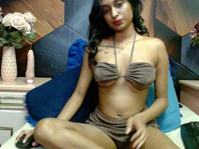 LusciousIndian webcam