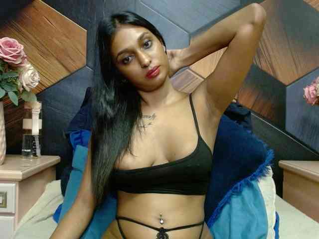 LusciousIndian webcam