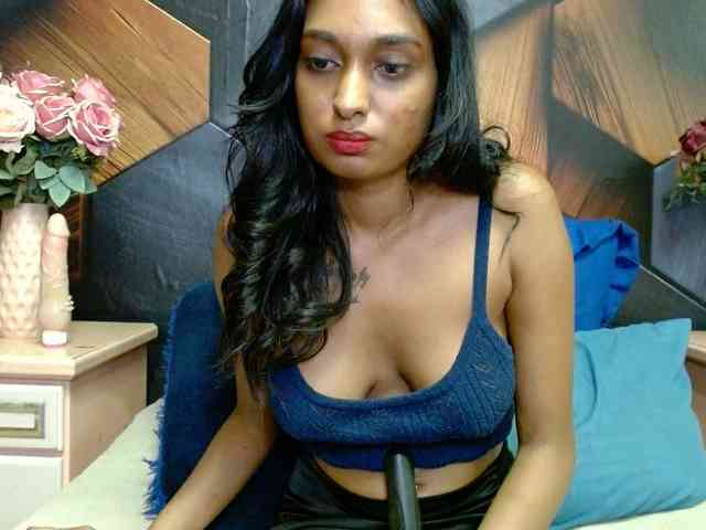 LusciousIndian webcam