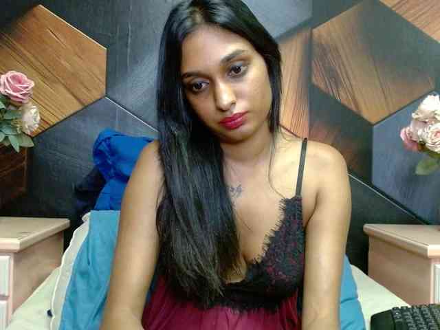 LusciousIndian webcam