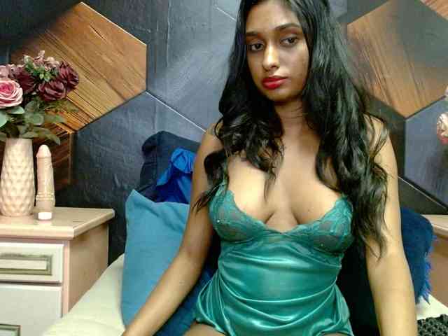 LusciousIndian webcam