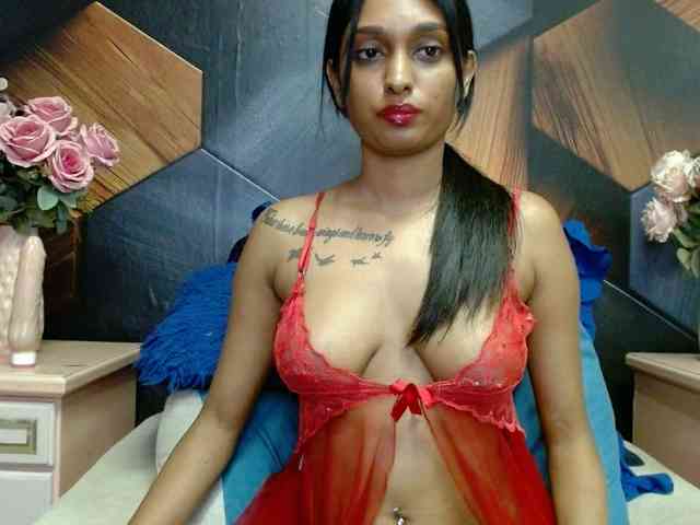 LusciousIndian webcam